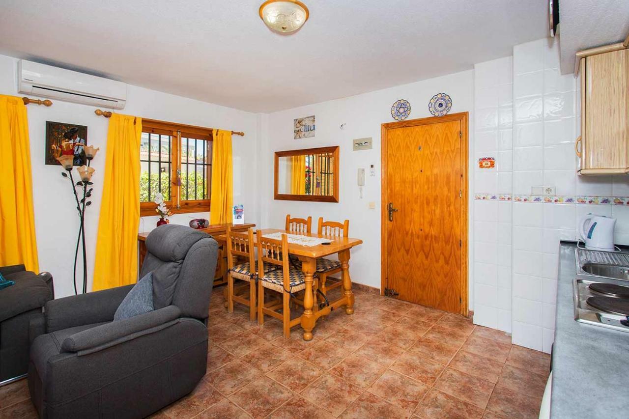 CH Vista Alegre Rocio del Mar Lejlighed Torrevieja Eksteriør billede